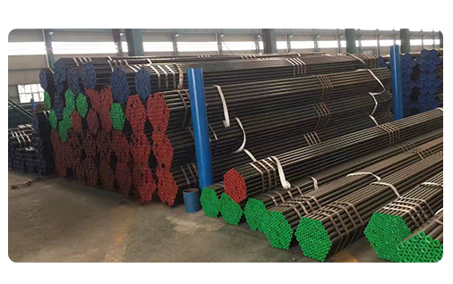 Хорошее качество ASTM A106 / API 5L Sch 40 Sch 80 Sch120 Черная окрашенная стальная бесшовная труба Углеродистая стальная труба 3