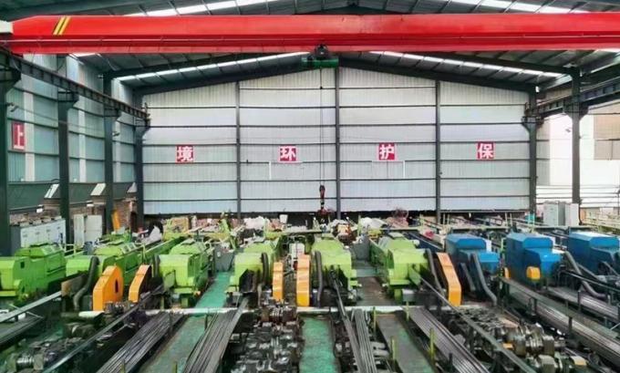 Горячая продажа Производитель 8 дюймовых цепных стальных труб Цена Sch 40 отточенной трубы 35CrMo точности стальной трубы холодной стальной трубы 2